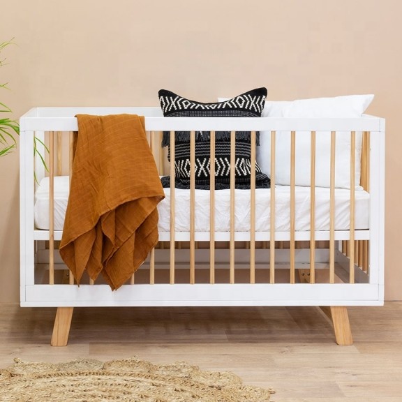 High quality modern wooden furniture solid wood baby cot (1).jpg